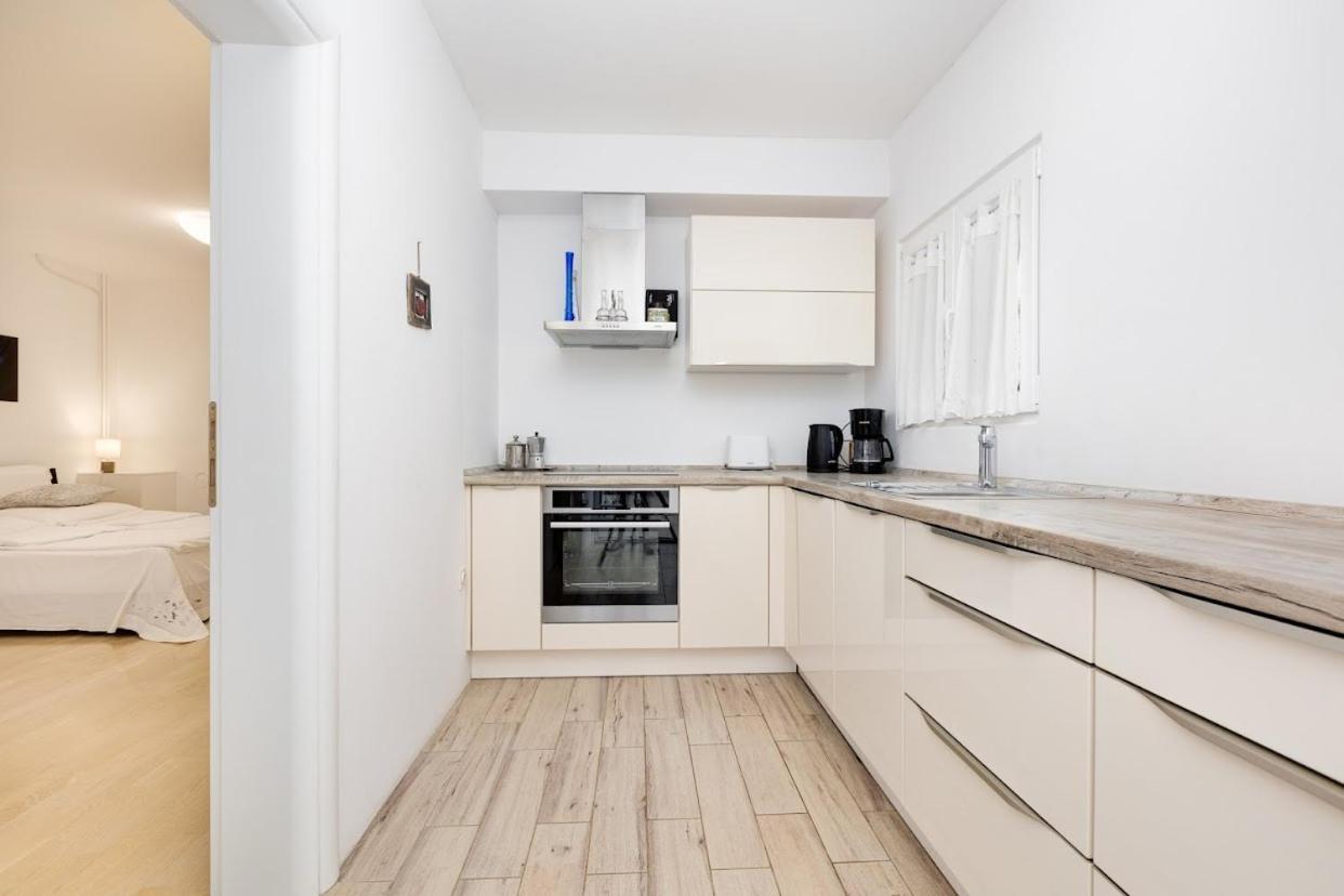 Apartment Anton Пунат Экстерьер фото